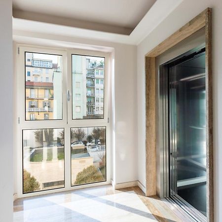 מילאנו Luxury Apartment - Free Private - Parking Maestri Campionesi 16 מראה חיצוני תמונה