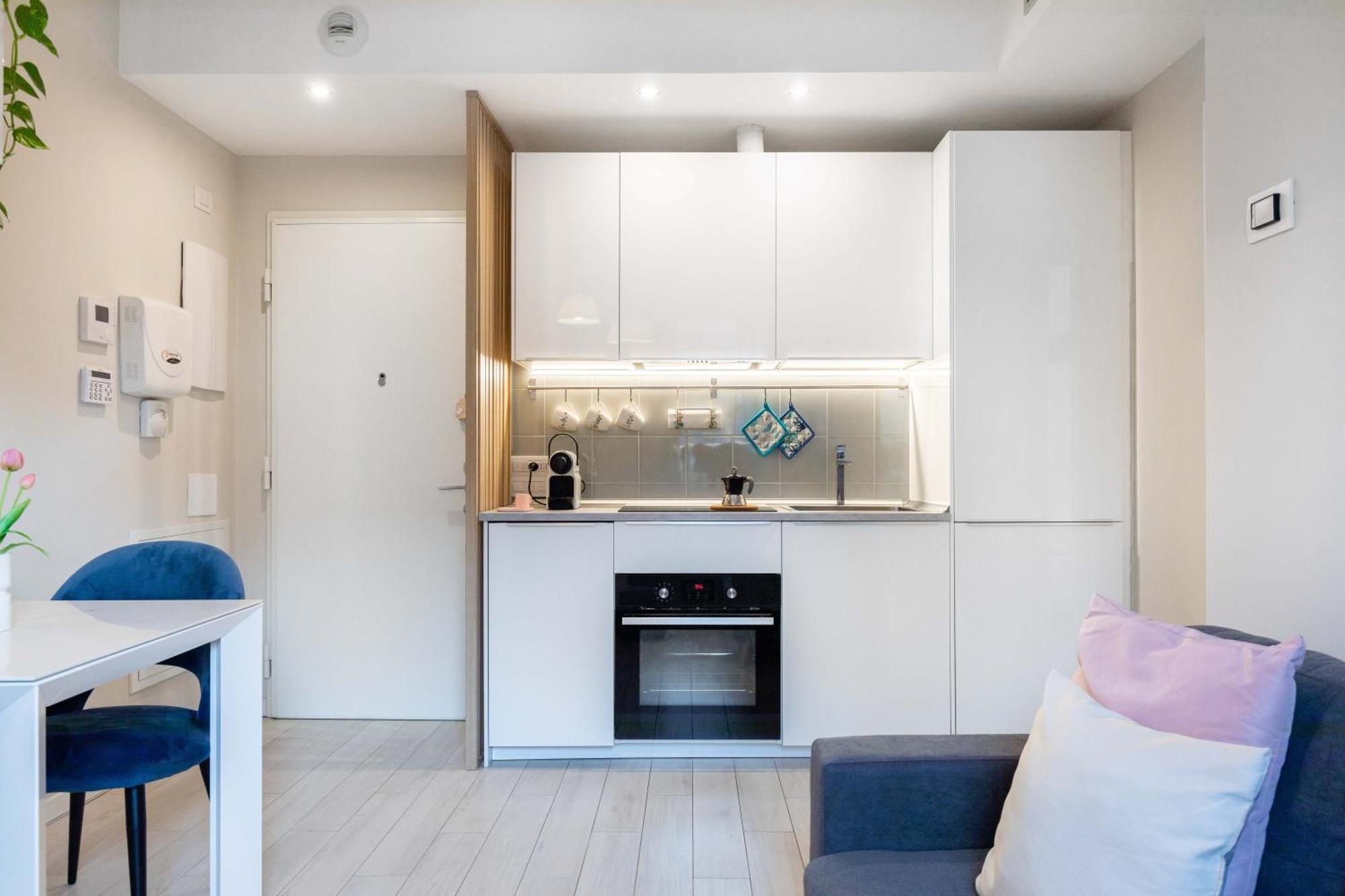 מילאנו Luxury Apartment - Free Private - Parking Maestri Campionesi 16 מראה חיצוני תמונה