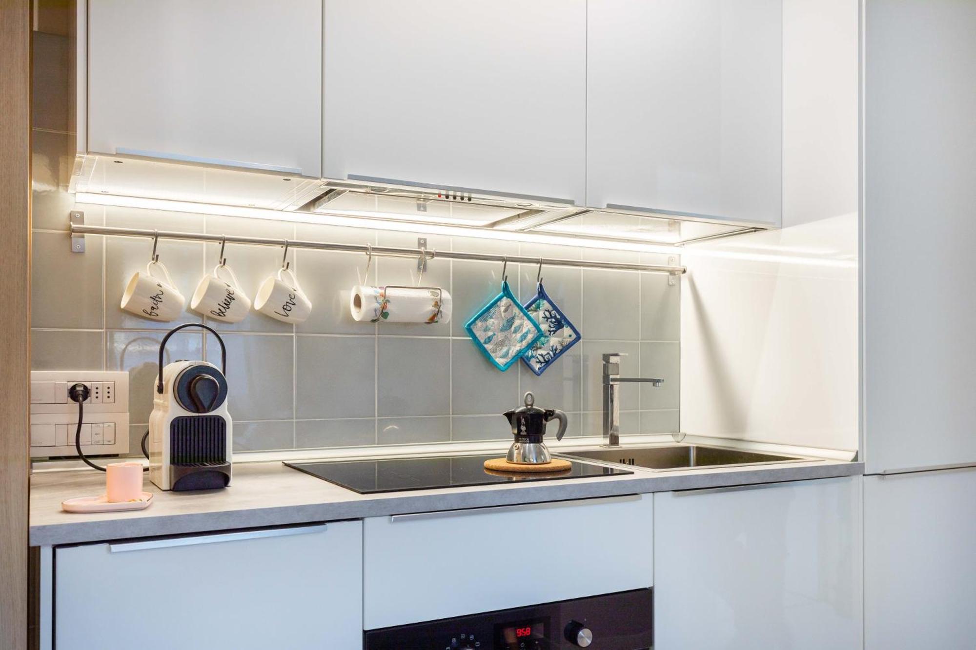 מילאנו Luxury Apartment - Free Private - Parking Maestri Campionesi 16 מראה חיצוני תמונה