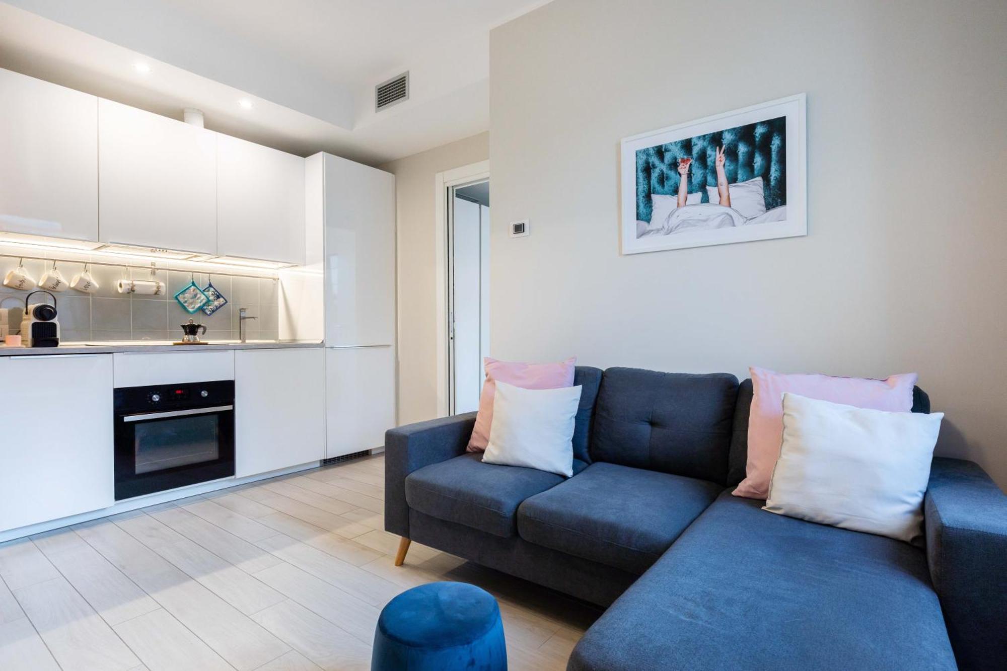 מילאנו Luxury Apartment - Free Private - Parking Maestri Campionesi 16 מראה חיצוני תמונה